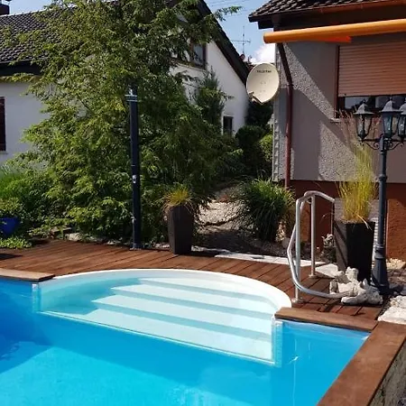 Schwarz Апартаменты *