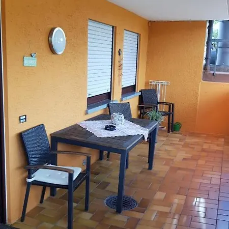 Schwarz Апартаменты Sersheim