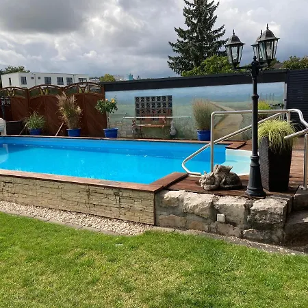 Schwarz Апартаменты Sersheim